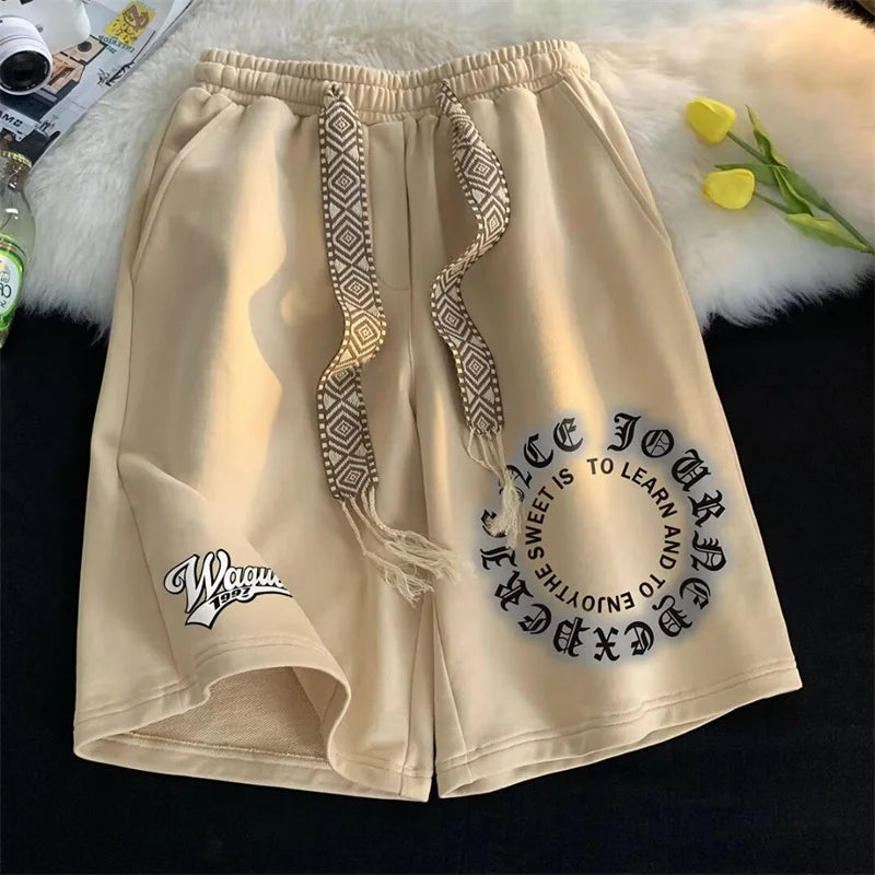 Shorts holgados con estampado de letras negras