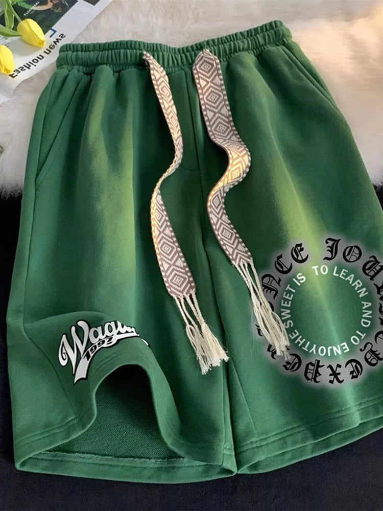 Shorts holgados con estampado de letras negras