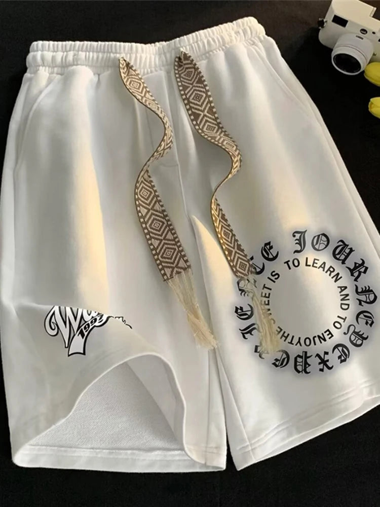 Shorts holgados con estampado de letras negras