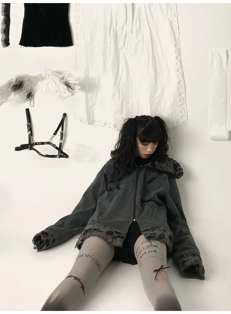 Grunge zerrissener Hoodie