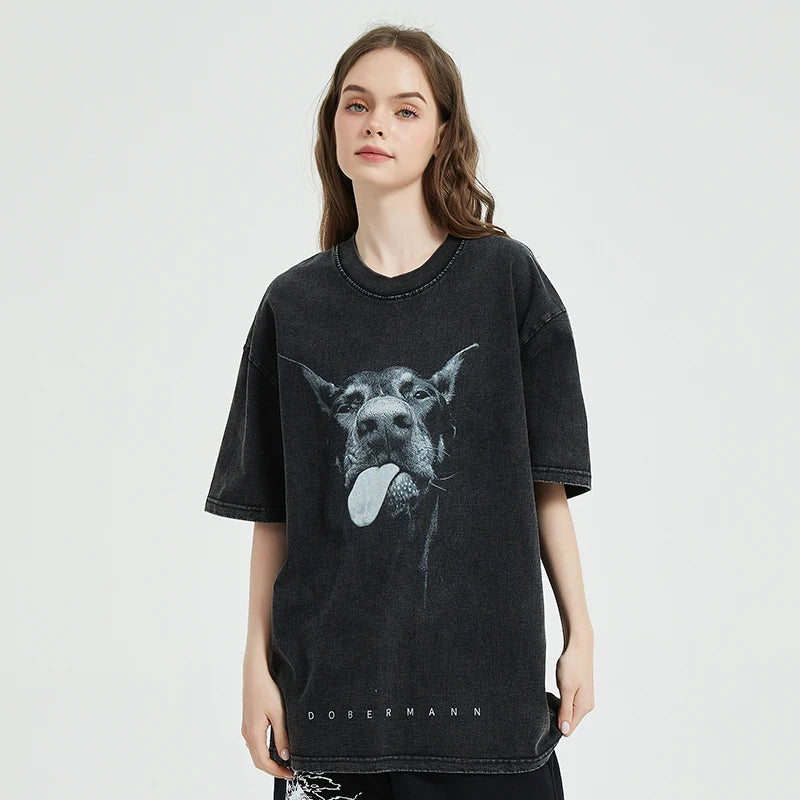 Gewaschenes Dobermann-Hunde-T-Shirt