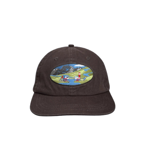 Gorra con bordado de faro de río 