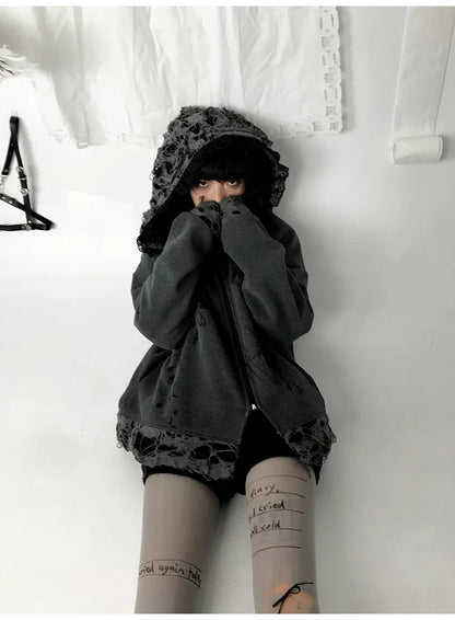 Grunge zerrissener Hoodie